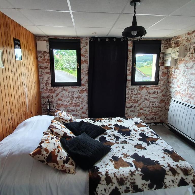 AU PETIT BONHEUR "bain nordique" - Maison 5 Chambres - 8