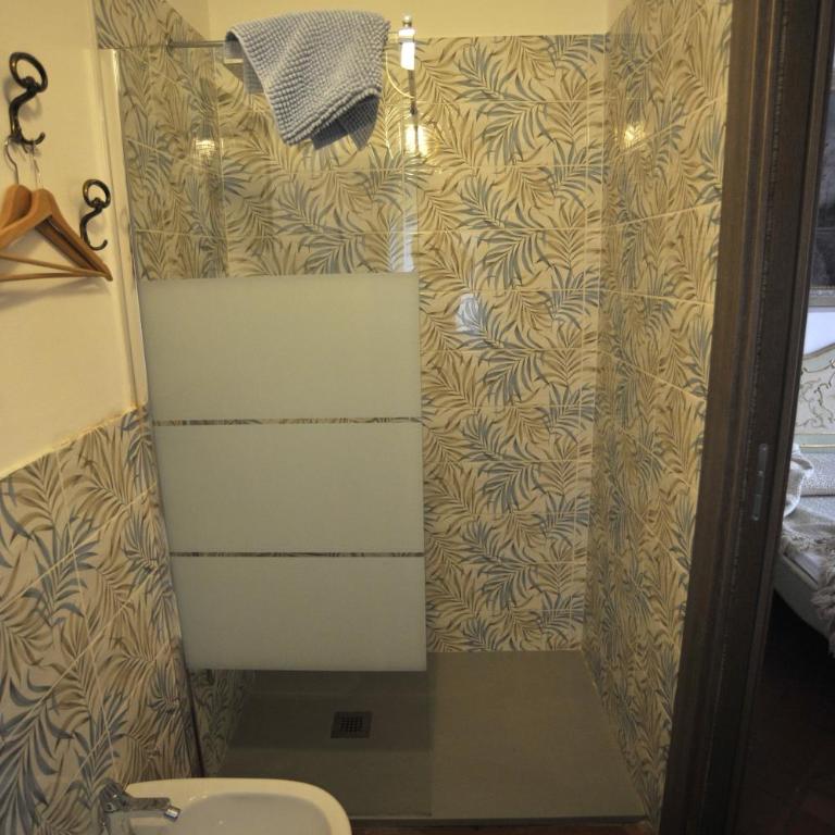Agriturismo La Contessa - Camera Matrimoniale con Bagno Privato - 10