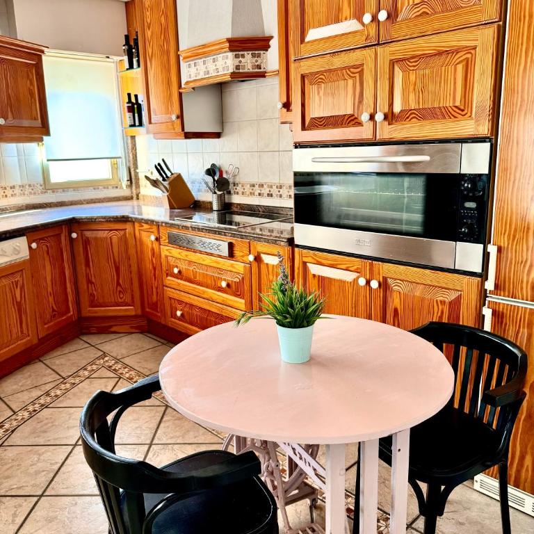 Apartamento Con Vistas al Mar 12ºA - One-Bedroom Apartment - 4