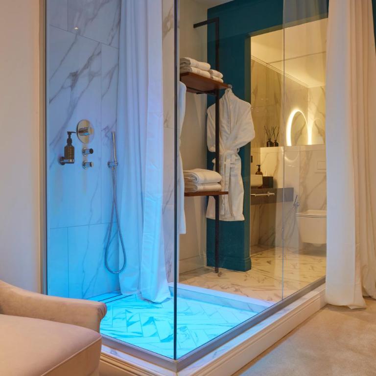 The Townhouse - Suite King - 14