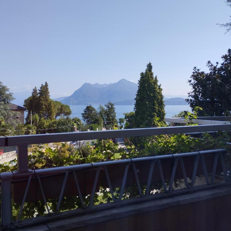 Hotel La Fontana - Camera Matrimoniale/Doppia con Letti Singoli con Balcone e Vista Lago - 7