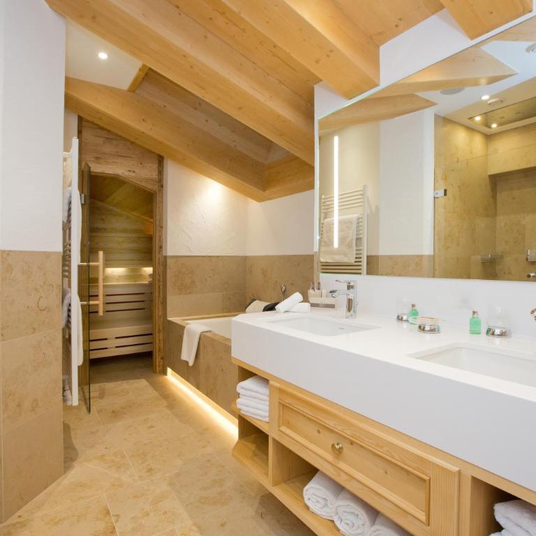 Burg Vital Resort - Superior Suite - 1