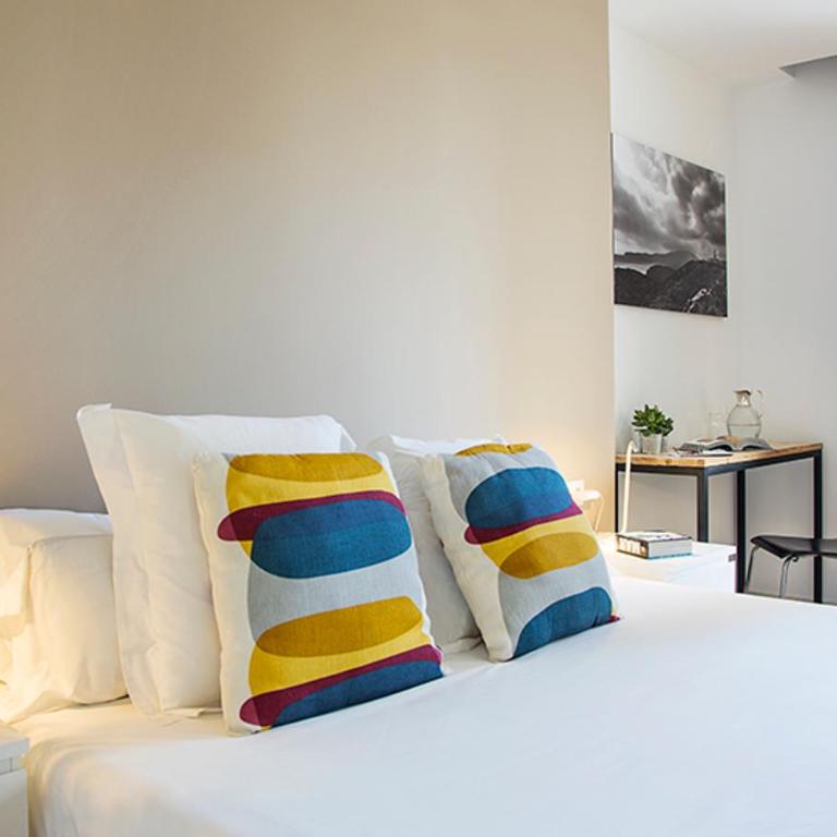 Durlet Beach Apartments - One-Bedroom Apartment - 12