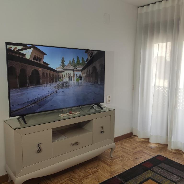 Granada Home Center - Two-Bedroom Apartment - 5