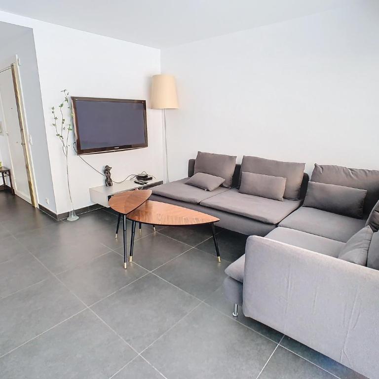 Appartements de Standing Cannes Centre - Appartement Supérieur 2 Chambres - 3 Rue Henri Ruhl - 4