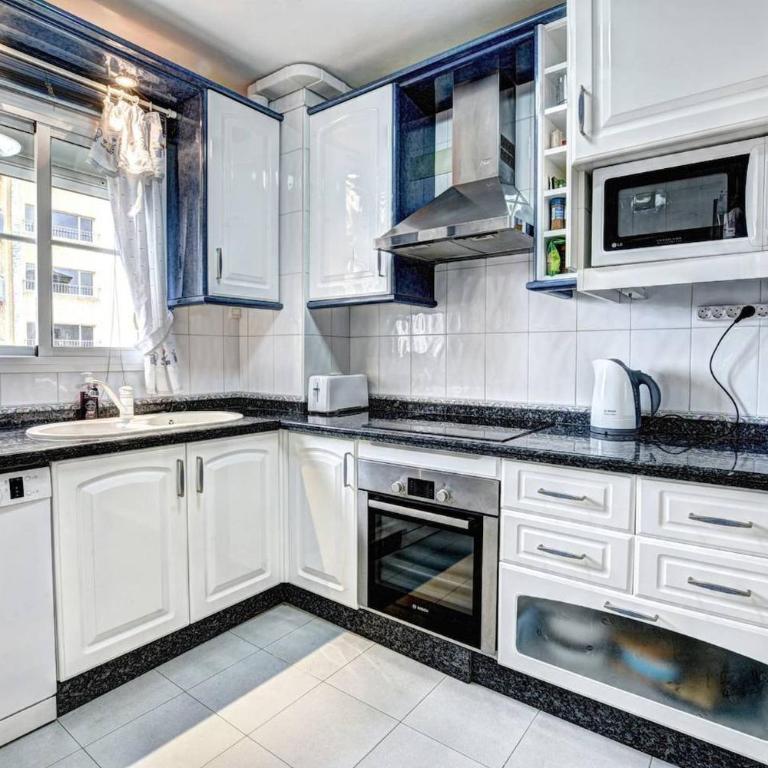 Family Apartment with 2 bedrooms - Apartamento de 2 dormitorios - 13