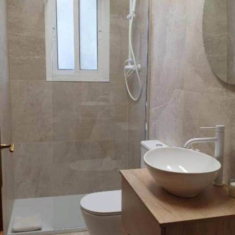 Apartamentos Latin - Apartamento de 2 dormitorios con vistas a la piscina - 1