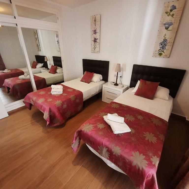 2 bedroom apartment with pool and barbecue - Two-Bedroom Apartment - 9