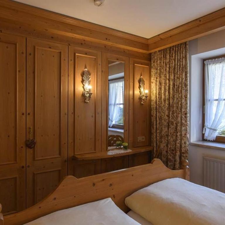 Alpasella Ferienwohnungen - Apartment mit 2 Schlafzimmern und Badezimmer - 57