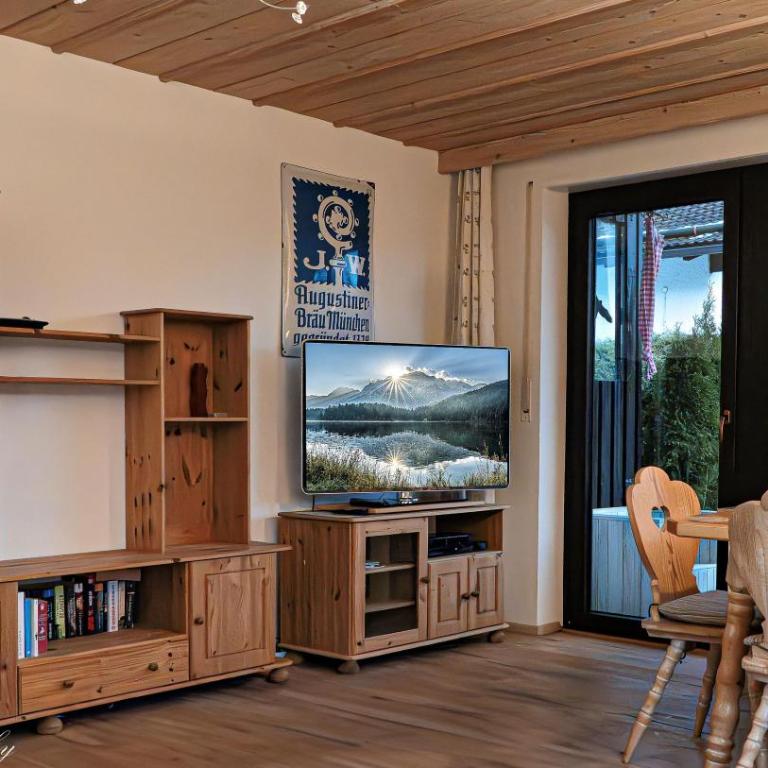 Fewo Isartraum - Apartment mit Blick auf die Berge - 1