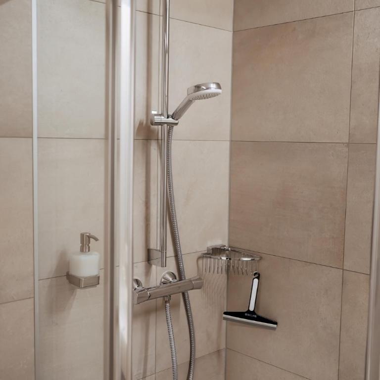 GUESTHOUSE RIEGERSBURG - Das Haus der guten Geister - Chambre Double - 7