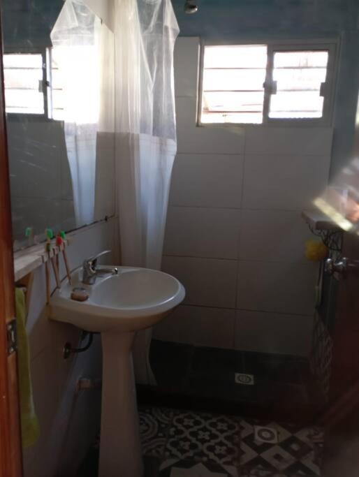 La Floresta - Three-Bedroom House - 8