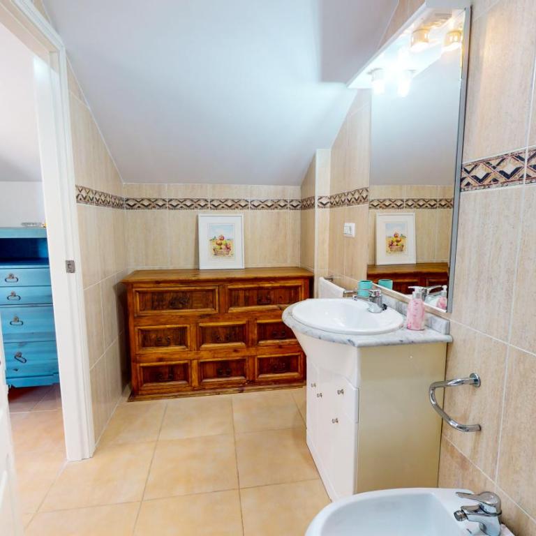 Atico Bassetes Ático en Dénia con gran terraza privada y piscina by Family Homes - Apartamento Ático - 16