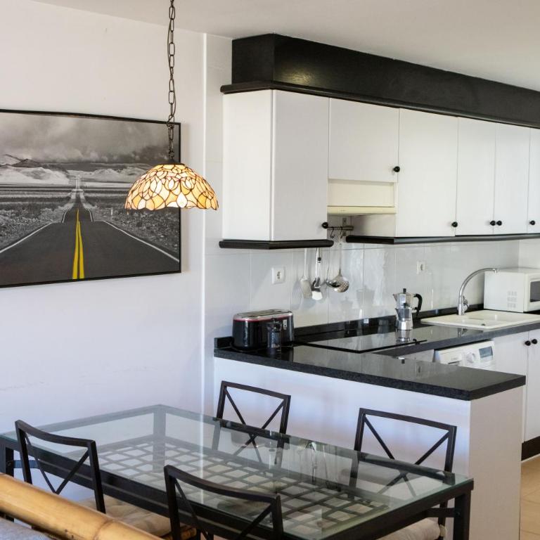 Atico Bassetes Ático en Dénia con gran terraza privada y piscina by Family Homes - Apartamento Ático - 19