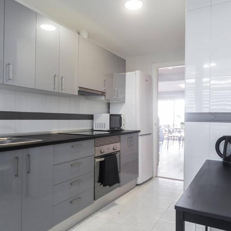 Golf Lucentum - Three-Bedroom Apartment - 11