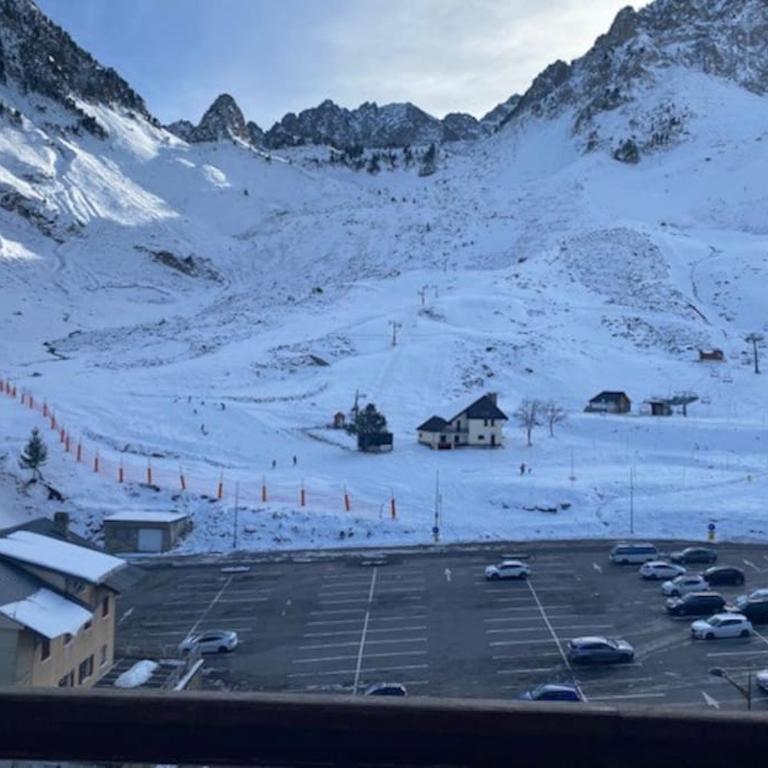 Appt La Mongie pied des pistes avec vues montagne - Three-Bedroom Apartment - 9