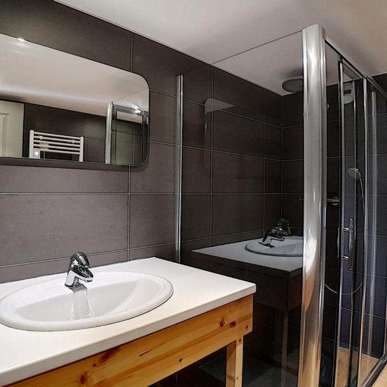 Appartement de standing proche des pistes avec balcon, sauna, hammam, WIFI - FR-1-344-790 - Appartement - 7