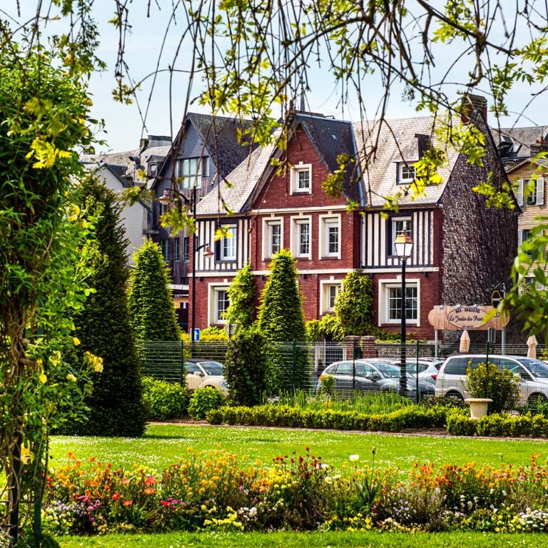 Les Maisons de Léa & Spa - Radisson Individuals - Villa - La Grande Maison - 1