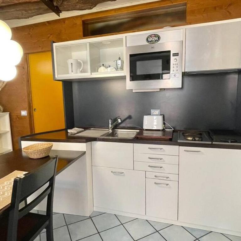 Charmants 2 pièces, vielle ville, clim - Appartamento con 1 Camera da Letto - 18