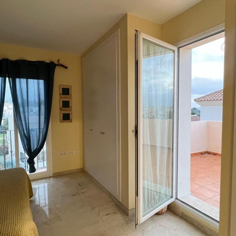 Casa Pez - Three-Bedroom House - 57
