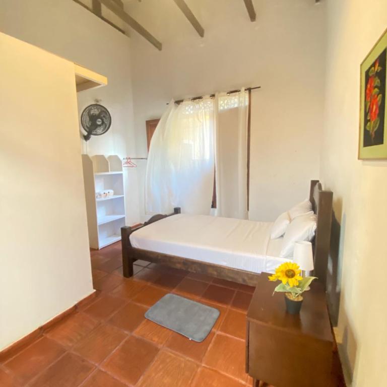 HOTEL CASA BRESSE - Habitación Individual Amplia - 8
