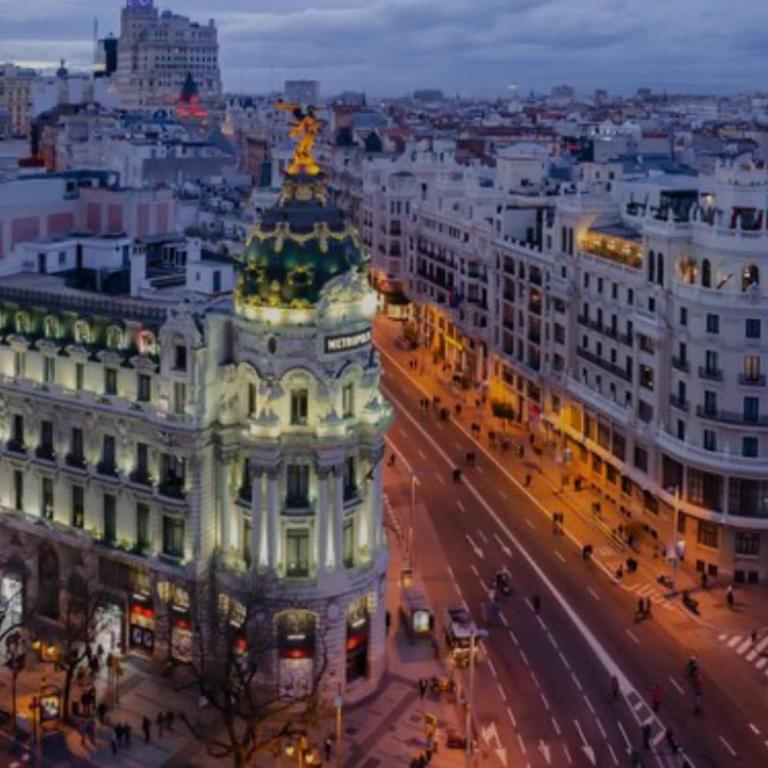 Puerta del Sol House - One-Bedroom Apartment - 30