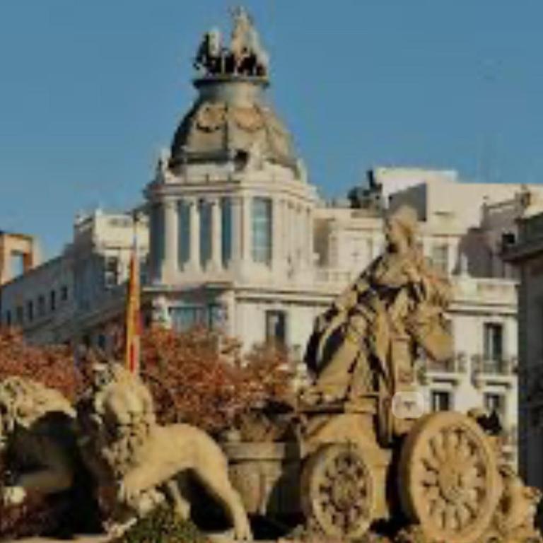 Puerta del Sol House - One-Bedroom Apartment - 36
