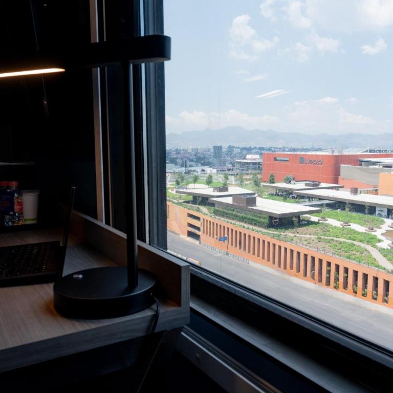 Holiday Inn Express Mexico City Satelite by IHG - King Suite - 8