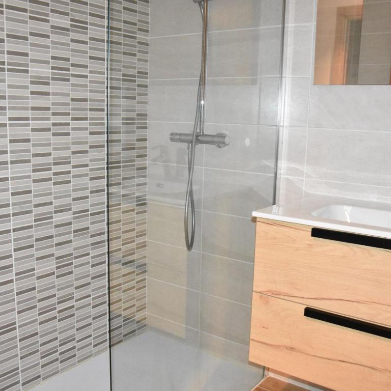 Appartement 3 pièces, 4 pers, proche téléphérique - FR-1-464-225 - Appartement - 8