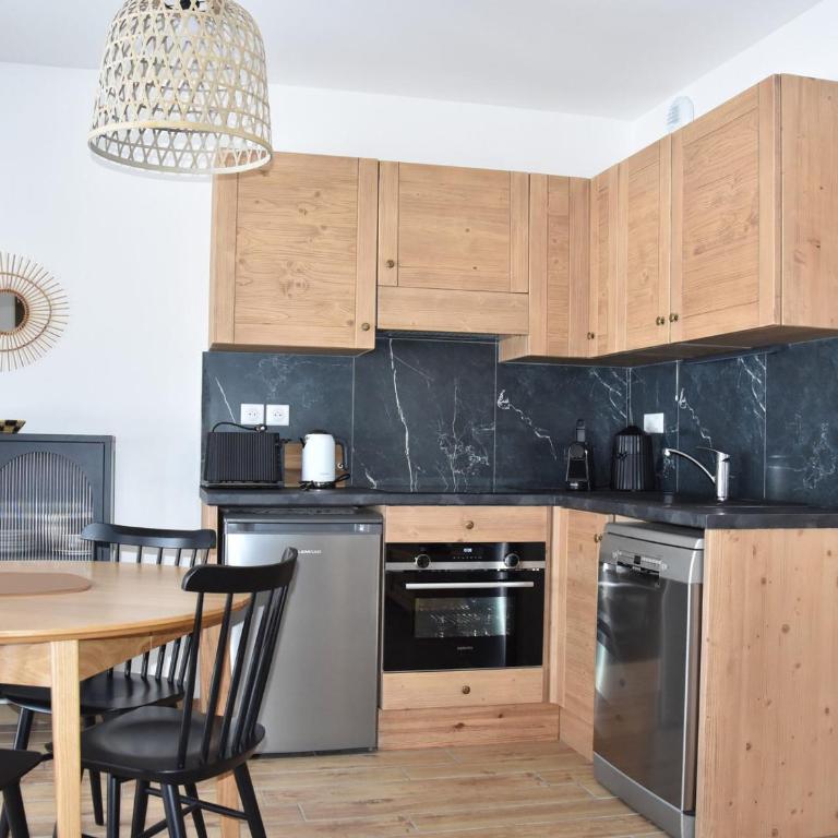 Appartement 3 pièces, 4 pers, proche téléphérique - FR-1-464-225 - Appartement - 10