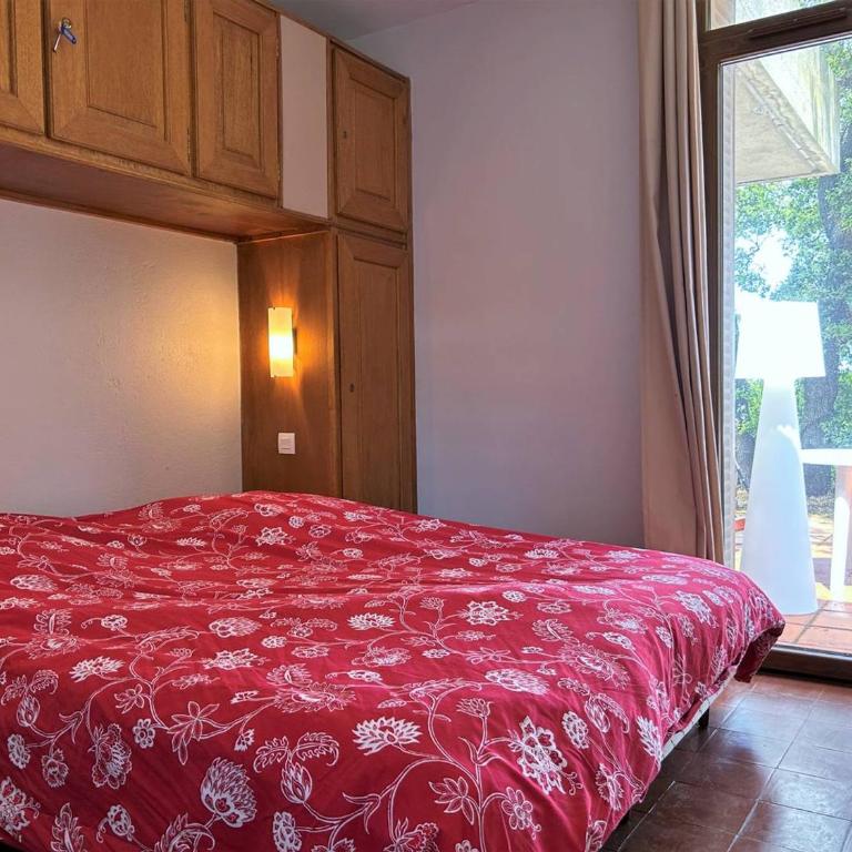 Villa 4 pièces avec piscine privée dans domaine privé, 5 couchages, Bormes-les-Mimosas - FR-1-251-532 - Maison de Vacances - 12