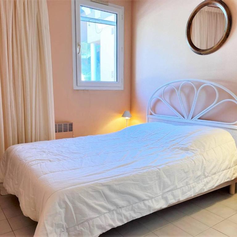 Appartement cosy à Cavalière avec terrasse, proche plage et commerces, 6 couchages - FR-1-251-546 - Appartement - 9