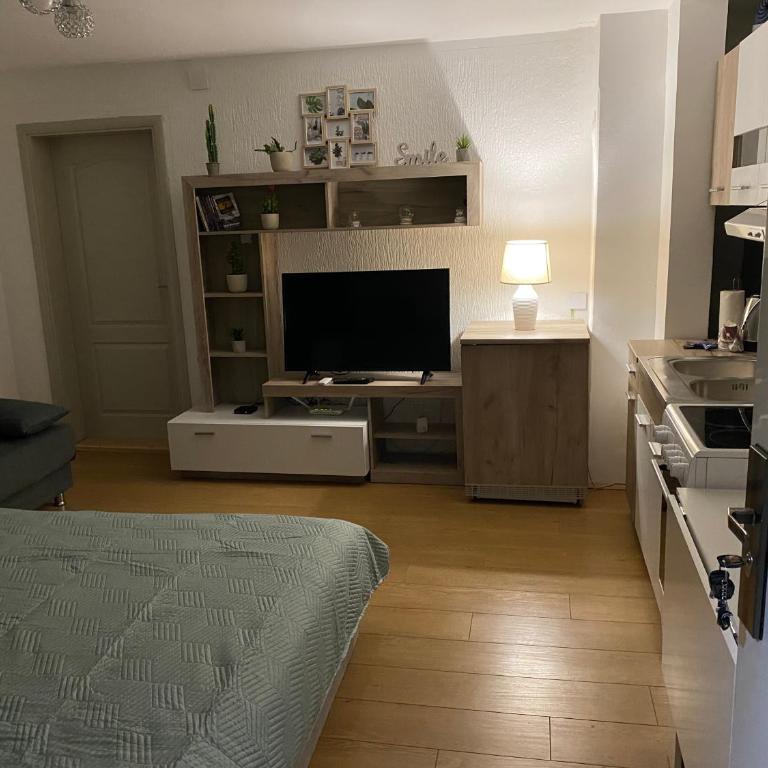 Apartman Happy 3 - One-Bedroom Apartment - 9