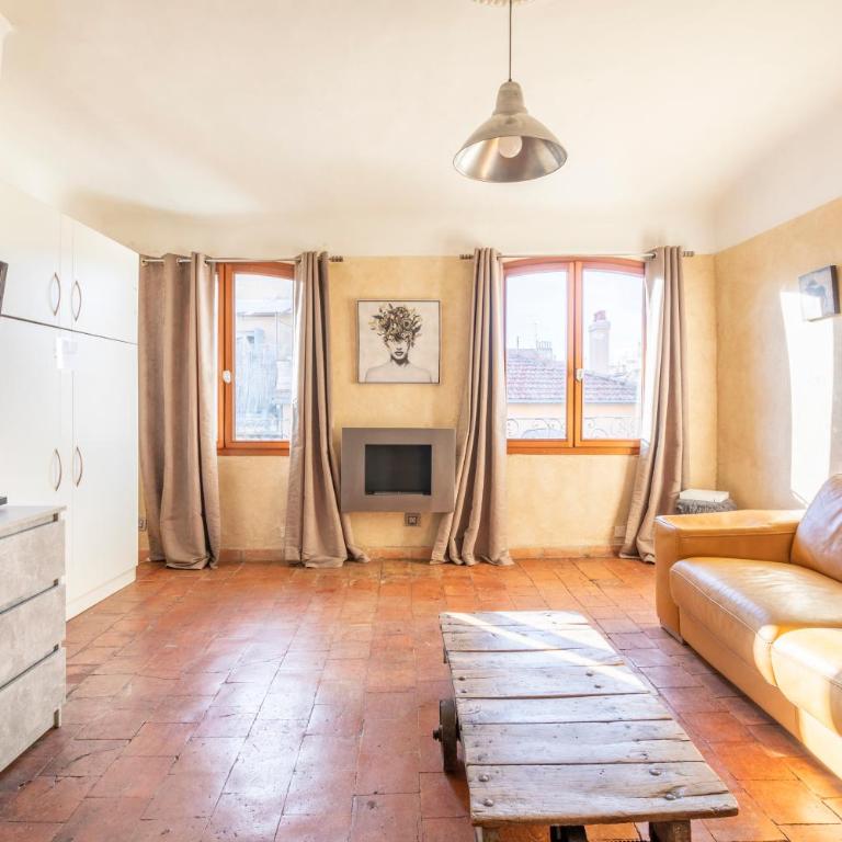 Authentique Appartement Aixois - One-Bedroom Apartment - 4