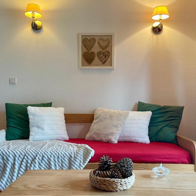 CHARMANT T3 AVEC VUE MONTAGNE et PARKING PRIVATIF - Appartement 2 Chambres - 10