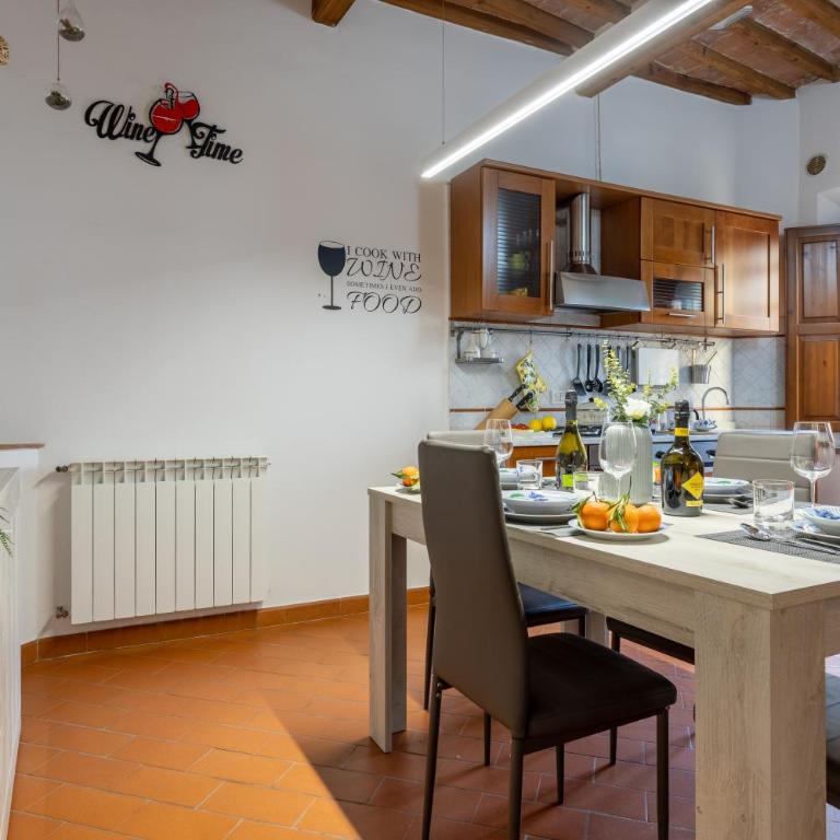 GuestHost - Piazza Artigiani Pisa Lovely Apartment - Two-Bedroom Apartment - 4