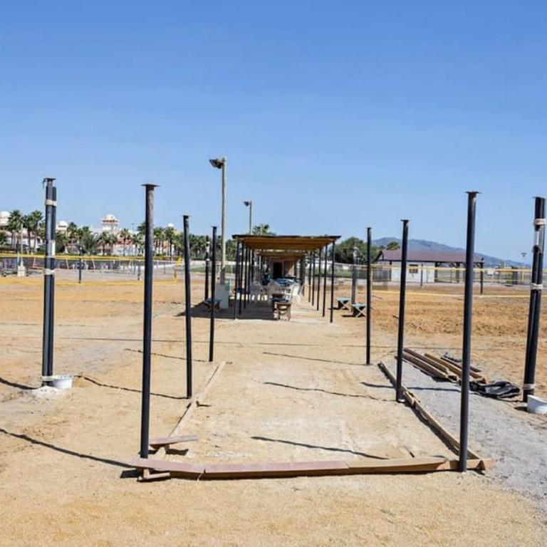 Bajo con porche en primera línea En Vera, Almeria - Apartamento de 2 dormitorios - 53