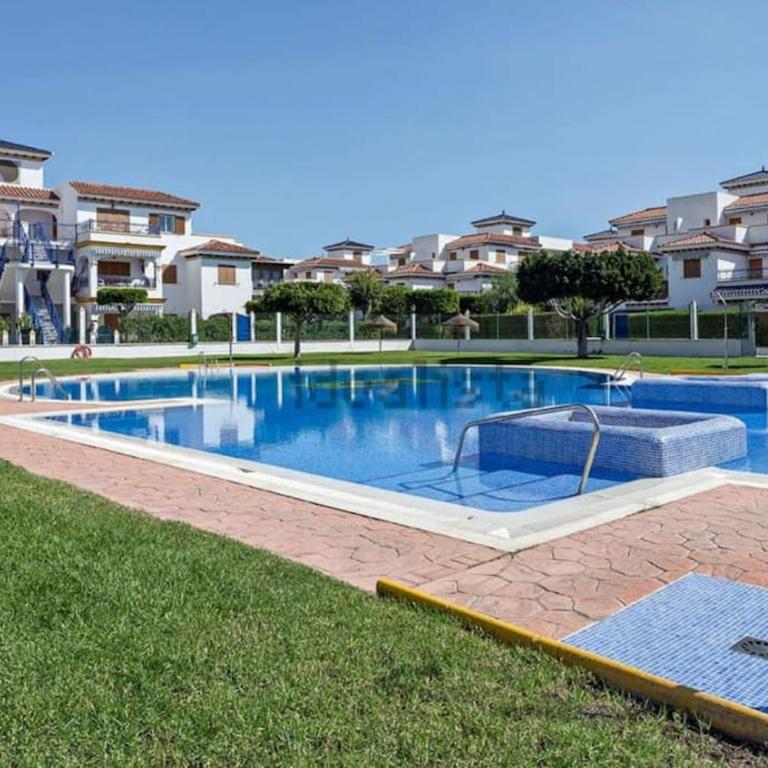 Bajo con porche en primera línea En Vera, Almeria - Apartamento de 2 dormitorios - 6