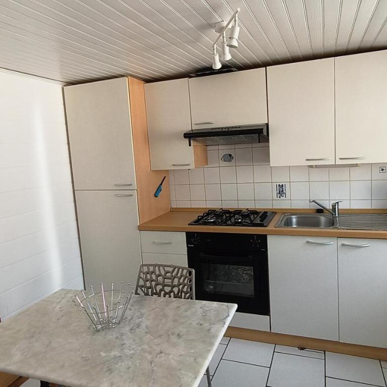 La petite maison bleue - Maison 1 Chambre - 4