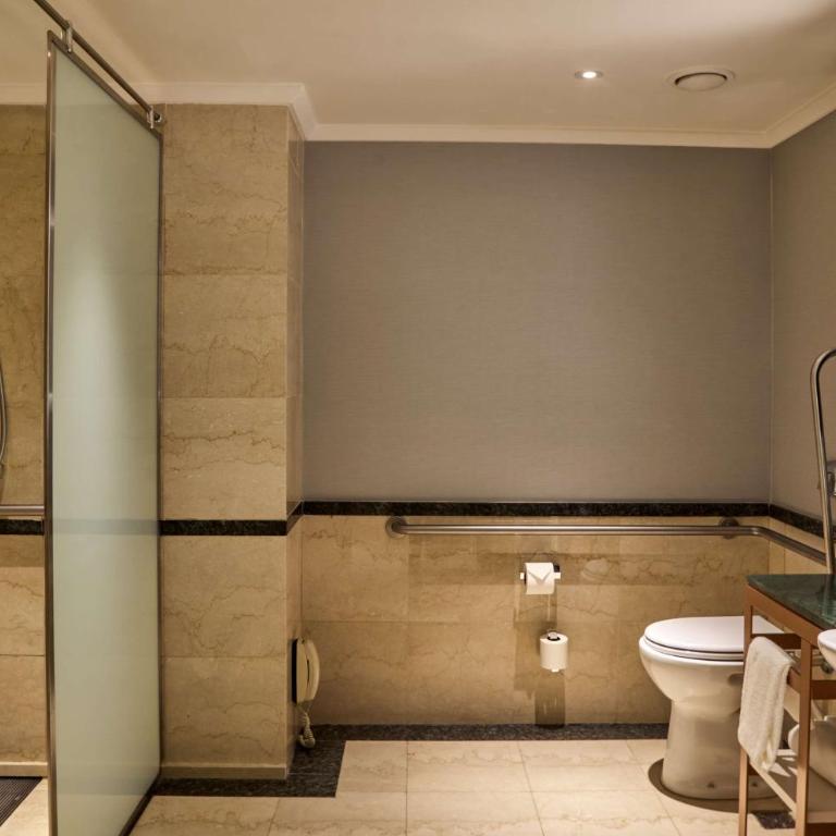 Hilton Buenos Aires - Habitación Doble Deluxe adaptada para personas de movilidad reducida - 1 cama extragrande - 4