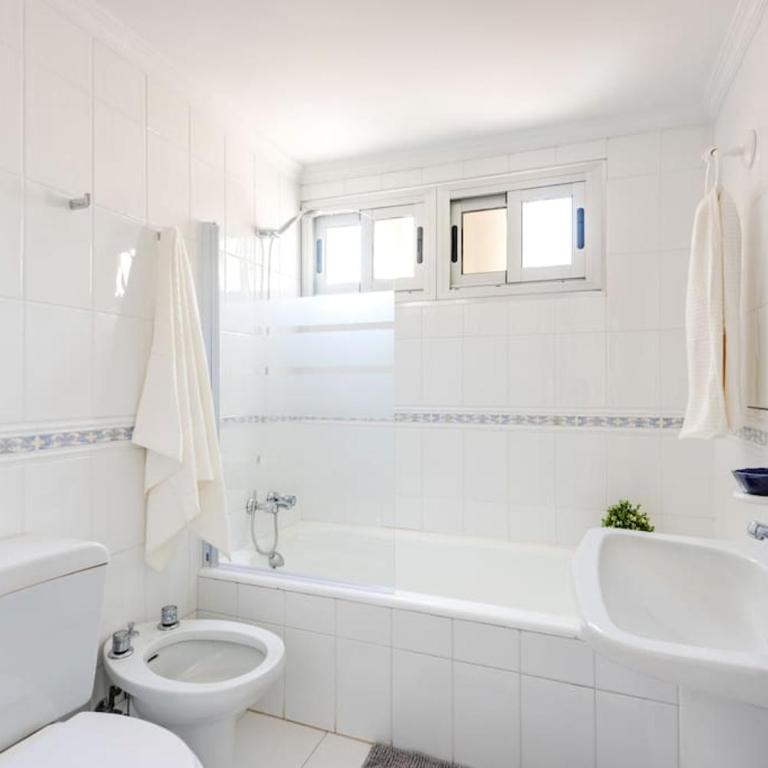 Remo Carihuela a pie de playa parking privado - Apartamento con vistas al mar - 10