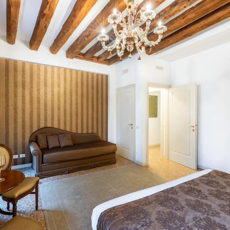 San Teodoro Palace - Luxury Apartments - One-Bedroom Premium Apartment - 8