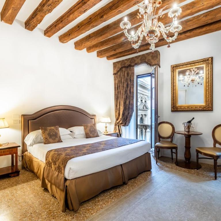 San Teodoro Palace - Luxury Apartments - One-Bedroom Premium Apartment - 6