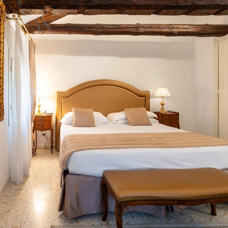 San Teodoro Palace - Luxury Apartments - Executive Two-Bedroom Apartment - 17
