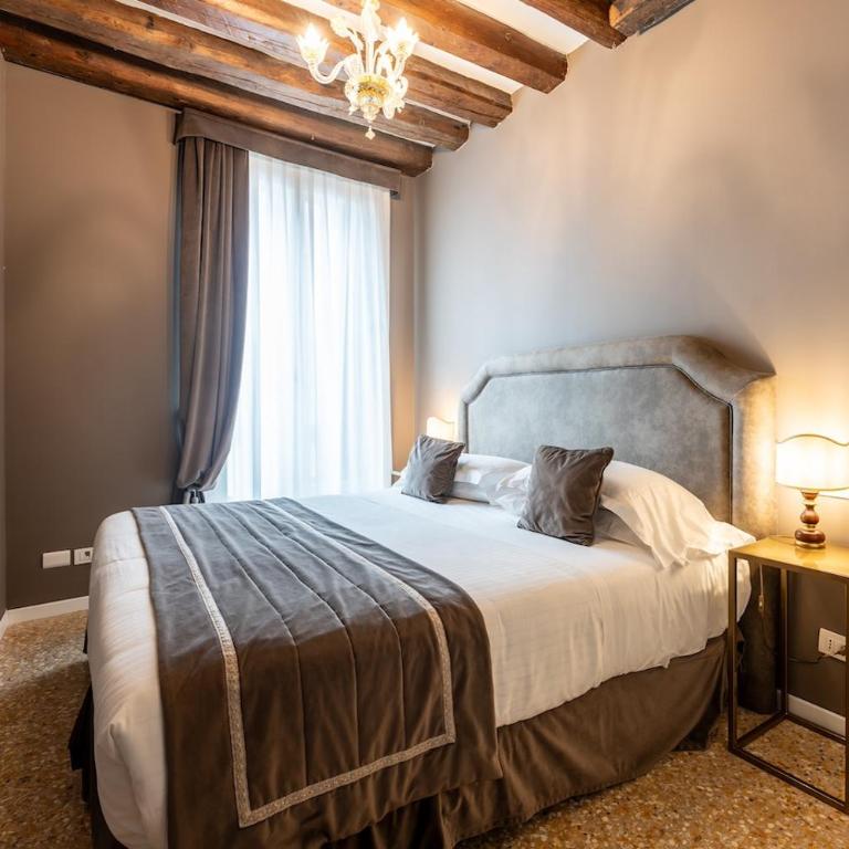 San Teodoro Palace - Luxury Apartments - Executive Two-Bedroom Apartment - 10
