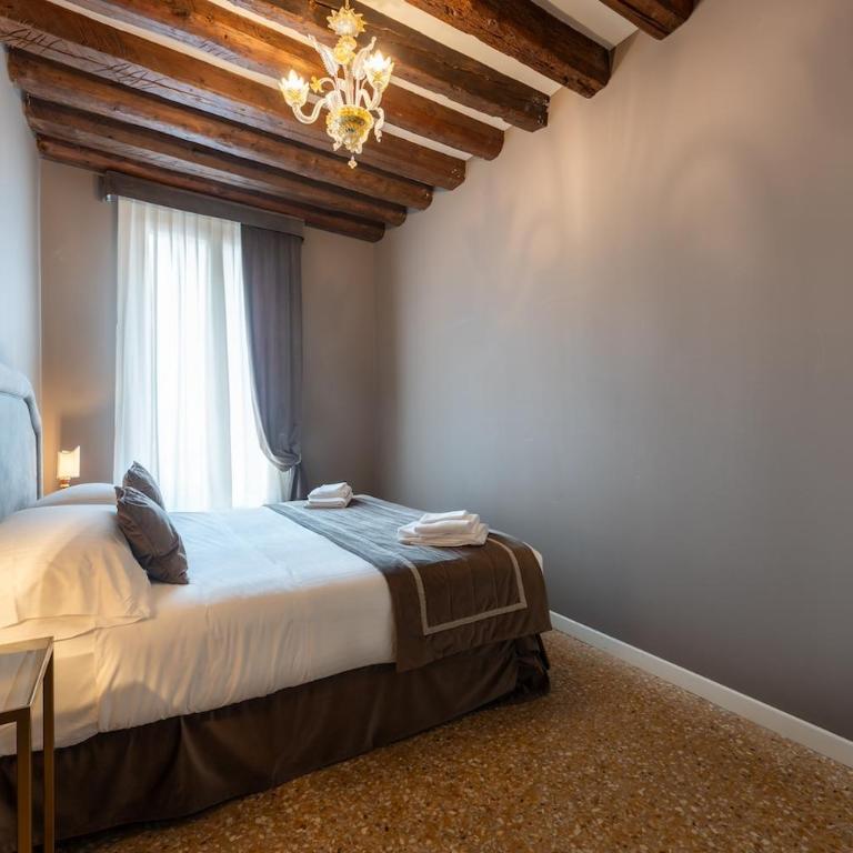 San Teodoro Palace - Luxury Apartments - Executive Two-Bedroom Apartment - 15