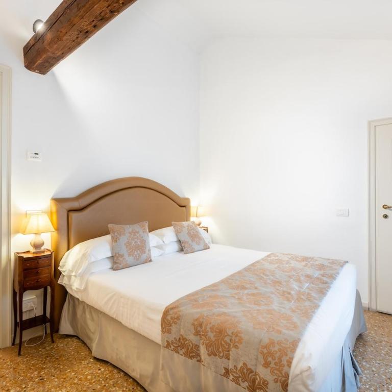 San Teodoro Palace - Luxury Apartments - Superior Three-Bedroom Apartment with Terrace - Split Level - 7