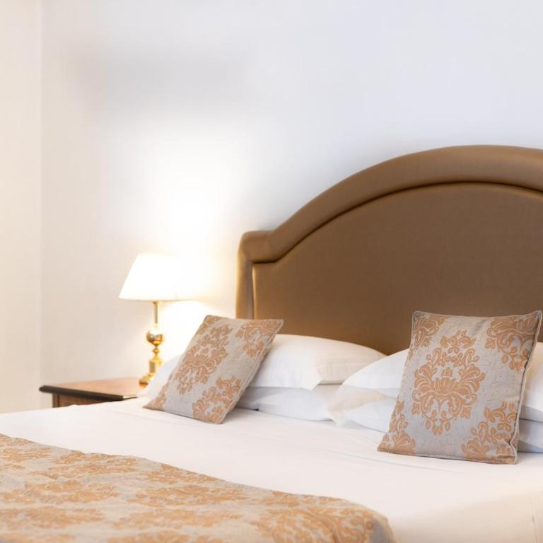 San Teodoro Palace - Luxury Apartments - Superior Three-Bedroom Apartment with Terrace - Split Level - 3