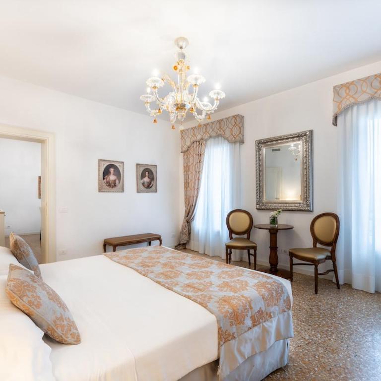San Teodoro Palace - Luxury Apartments - Superior Three-Bedroom Apartment with Terrace - Split Level - 9