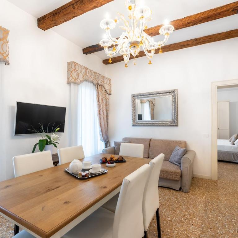 San Teodoro Palace - Luxury Apartments - Superior Three-Bedroom Apartment with Terrace - Split Level - 14